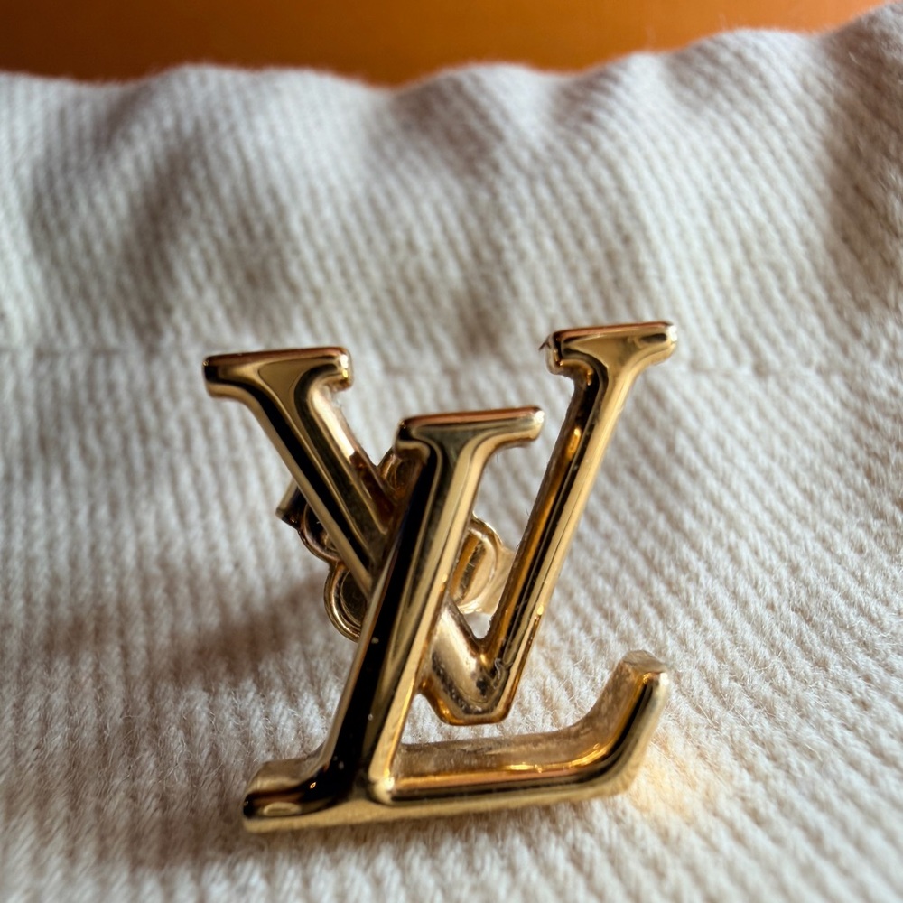 Single Louis Vuitton Iconic earring